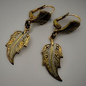 Vintage Damascene Gold Tone Feather Dangle Leverback Earrings Made In Spain